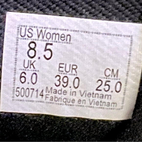 Vans - Picture 5 of 5